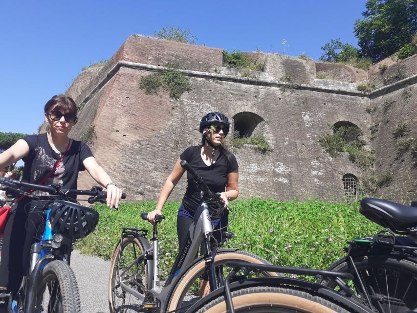 Rome: Appian Way E-Bike Tour Catacombs, Aqueducts & Picnic - Catacombs of St. Callixtus (and St. Sebastian) with a guided story