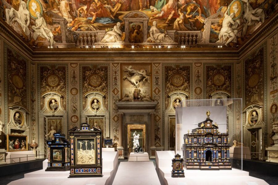 Rome: Borghese Gallery Entry Ticket & Optional Guided Tour - The hidden payoff: ceiling stories and the “look up” moments