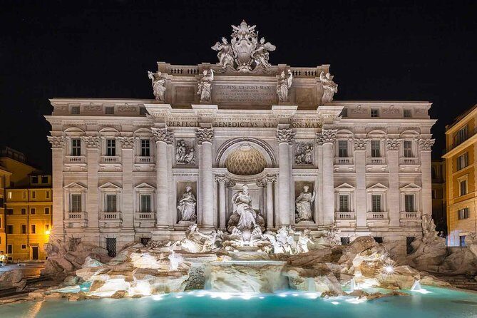 Rome by Night Walking Tour - Pantheon under the dome: the “wow” is immediate