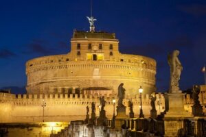 Rome by Night Walking Tour - Legends & Criminal Stories - Where the tour starts and ends (and why placement matters)