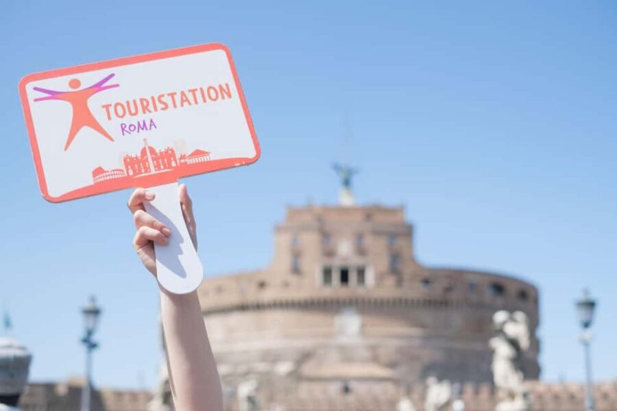 Rome: Castel Sant'Angelo Skip-the-Line Ticket - Inside the Castle: Rooms, Frescoes, and the Fortress Mindset