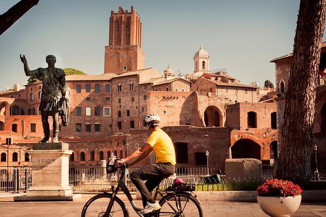 Rome City Small Group Bike Tour with quality Cannondale EBike - The 4-hour e-bike rhythm: how this tour keeps Rome from wearing you out