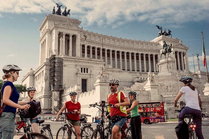 Rome City Small Group Bike Tour with quality Cannondale EBike - Piazza Navona and the Pantheon: quick circles, then a real pause