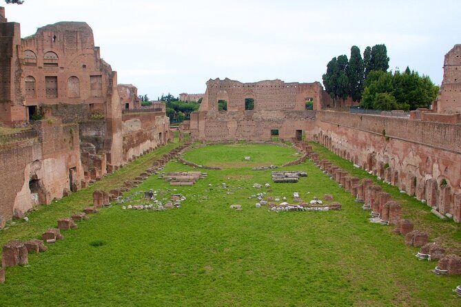 Rome: Colosseum Access with Official AI App & Arena Option - Roman Forum and Palatine Hill: the story becomes political