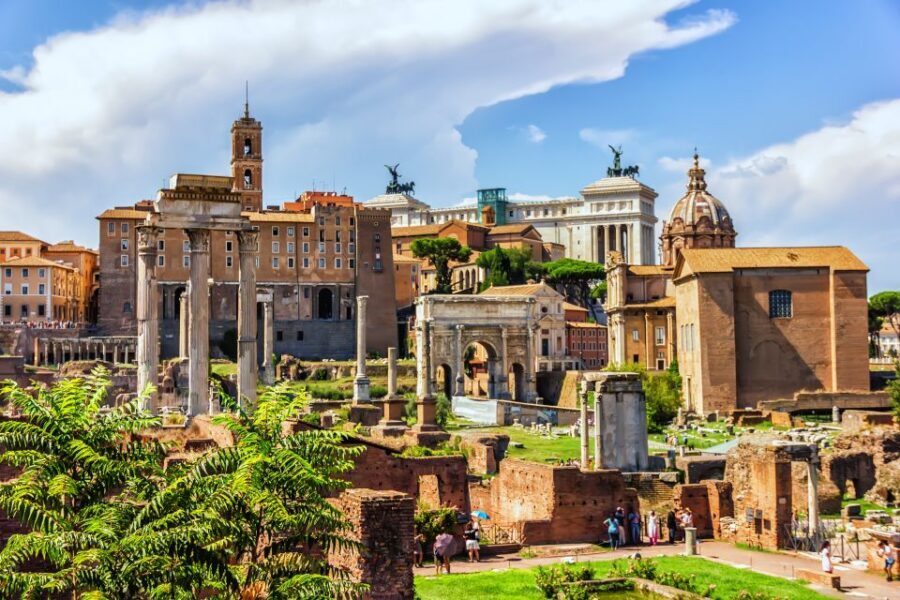 Rome: Colosseum, Ancient Rome Tour or Self AudioGuided Tour - Stop-by-Stop: What the 2.5 Hours Is Actually Doing