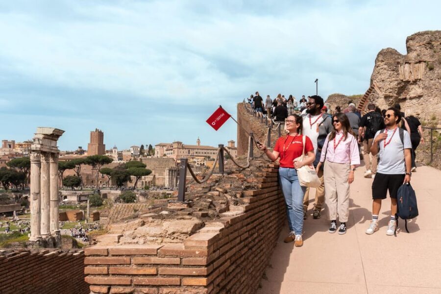 Rome: Colosseum, Forum, and Palatine Tour - Who should book this tour