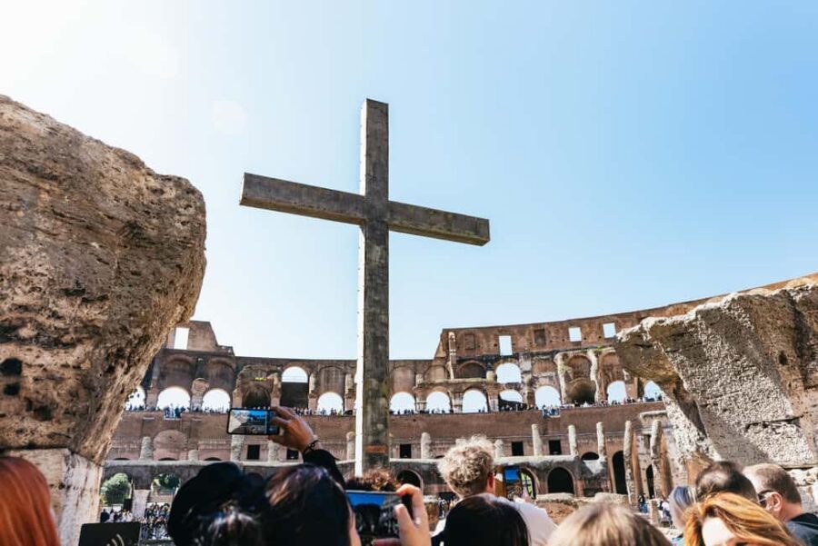 Rome: Colosseum, Forum & Palatine Hill Tour & Optional Arena - The Guide’s Role: What Makes the Tour Feel Like More Than Tickets