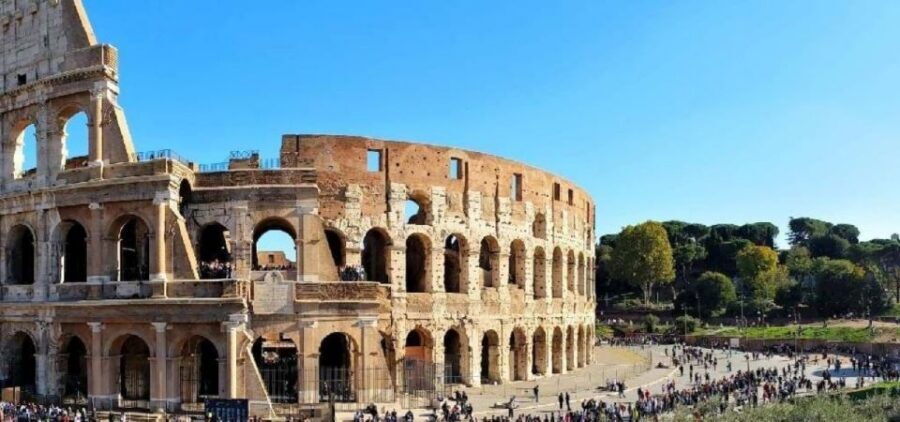 Rome: Colosseum Guided Tour with Forum Entry Experience - Inside the amphitheater: what the Flavians built in 70 C.E.