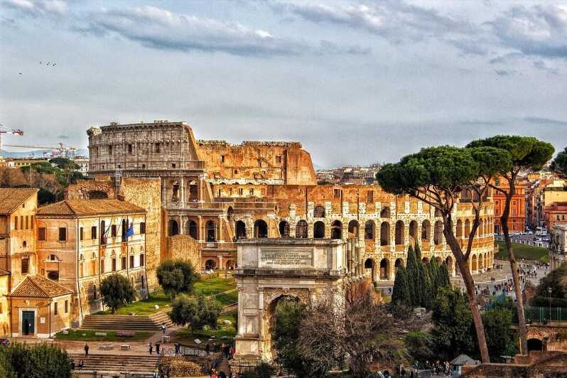 Rome: Colosseum, Roman Forum & Palatine Hill Experience - Entering The Colosseum: Timed Entry Without the Full Narrator