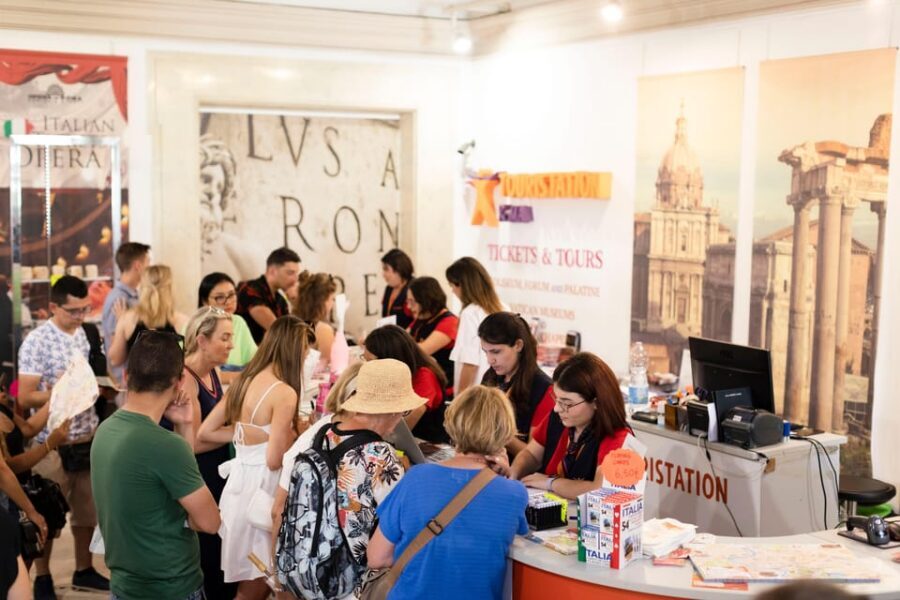 Rome: Colosseum, Roman Forum, Palatine with Multimedia Video - Starting at Touristation Aracoeli (where the flags matter)