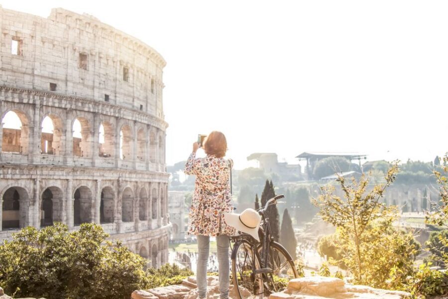 Rome: Colosseum Underground, Arena & Forum Tour - The guides and the pace: Spanish storytelling with real momentum