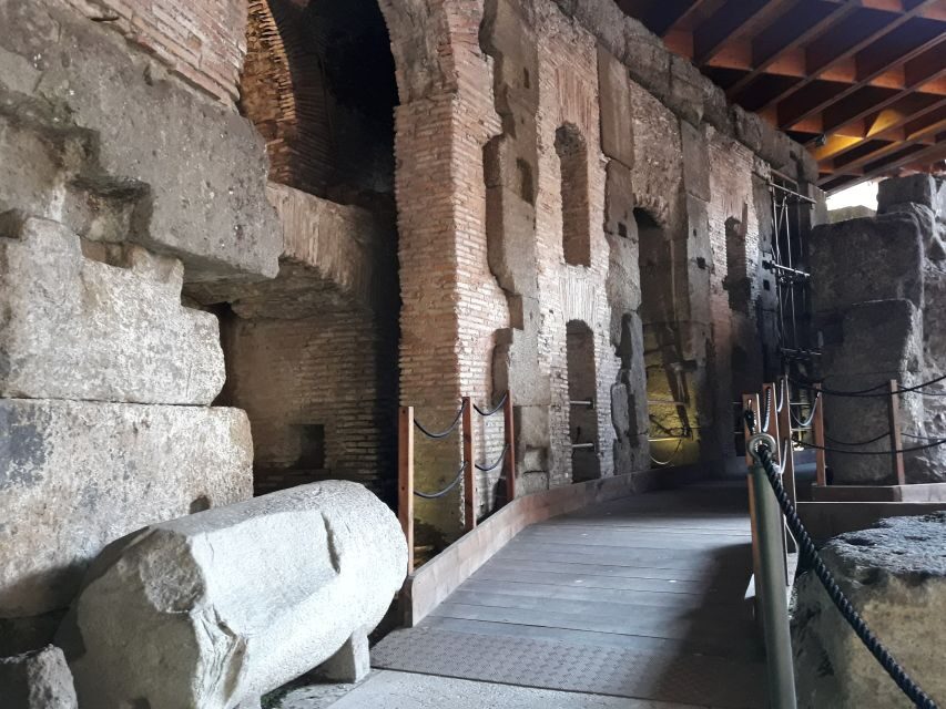 Rome: Colosseum Underground Small Group Guided Tour - Meeting point, timing shifts, and how to avoid stress