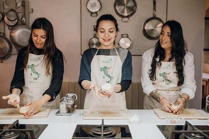 Rome Cooking Class: Make Pasta, Dine & Drink Wine With Local Chef - Sauces, Timing, and Wine: Turning Skills Into Dinner