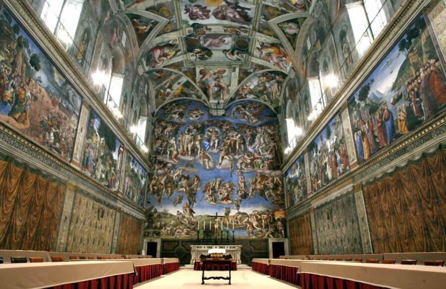 Rome: Early-Entry Vatican Museums & Sistine Chapel Tour - The Sistine Chapel ceiling: what to look for when the crowd is pressing in