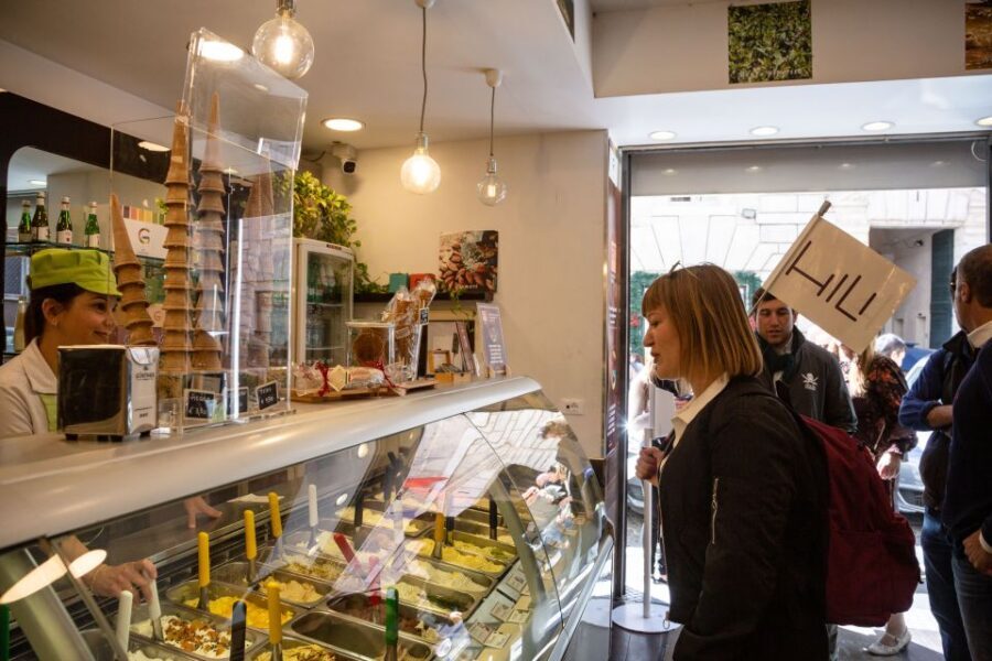 Rome: Eat Like a Roman Ghetto & Campo de' Fiori Food Tour - Landmark Walk-Bys: Julius Caesar, Teatro Marcello, and Pantheon Views