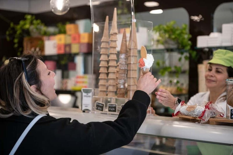 Rome: Eat Like a Roman Ghetto & Campo de' Fiori Food Tour - The Gelato Finale at Gunther Gelateria