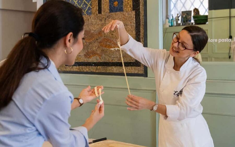Rome: Enjoy Spritz and Pasta Making in Piazza Navona - Bruschetta and sauces: the part that turns skill into dinner