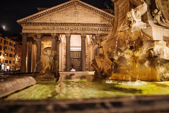 Rome: Evening Golf Cart Semi or Private Tour with Aperitivo - Colosseum outside: the best kind of quick wow
