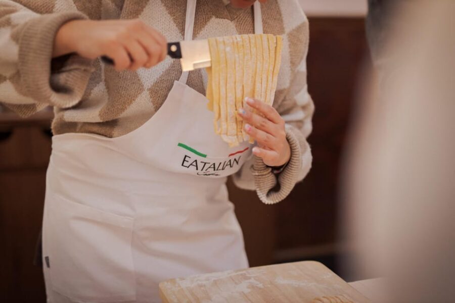 Rome: Fettuccine Pasta Cooking Class in Rome's City Center - Piazza Navona Is the Right Backdrop for Fettuccine