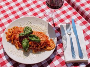 Rome: Fettuccine Pasta Cooking Class in Rome's City Center - Meeting at Ristorante Tucci: Don’t Be Late