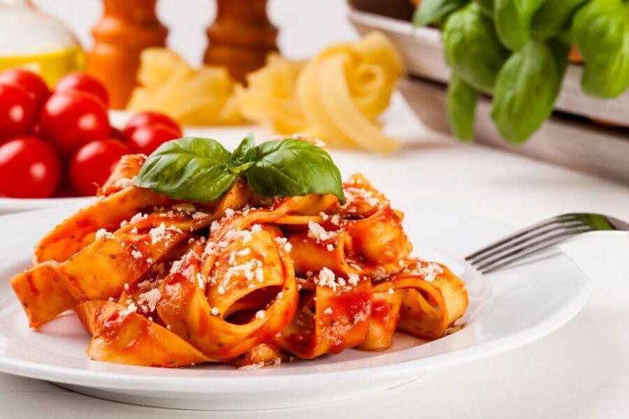 Rome: Fettuccine Pasta Cooking Class in Rome's City Center - Bruschetta, Wine or Beer, and the Piazza-Era Meal