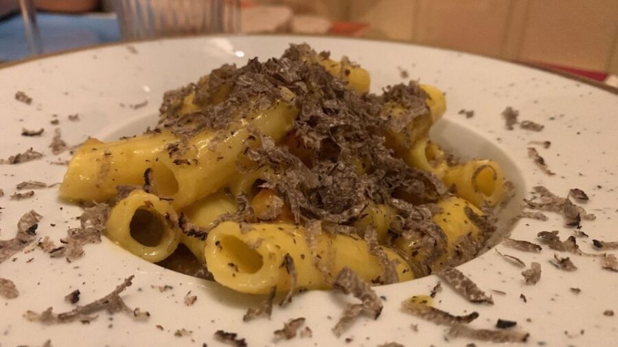 Rome: Food Tour with Unlimited Food and Barolo Wine - Who Should Book This Rome Food and Barolo Wine Tour