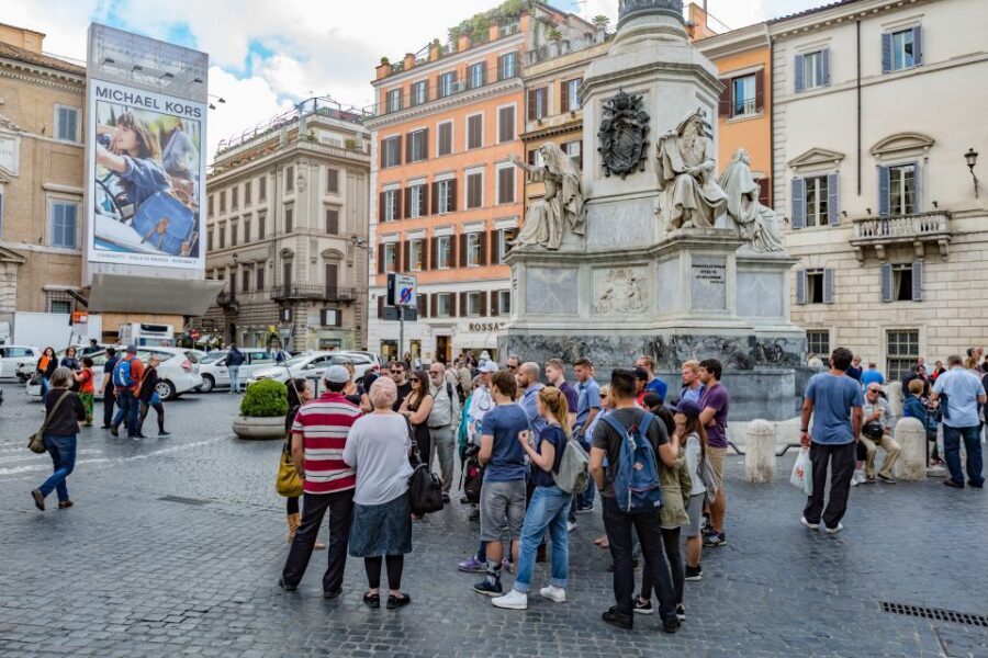 Rome: Fountains and Squares Small-Group Walking Tour - Piazza Navona: the stadium underneath the baroque scene