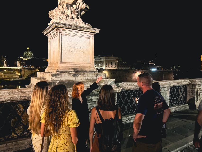 Rome: Ghostly Nighttime Walking Tour - Starting at the Giordano Bruno statue: the tone setter