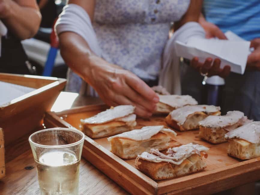 Rome: Guided Food Tour in Trastevere - Alice Pizza Trastevere + Beer: Classic Roman Pizza Without the Detours