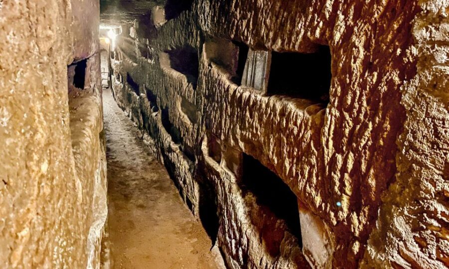 Rome: Guided Roman Catacombs Tour with Transfers - What Makes the Best Tours Happen Here: The Guide Factor