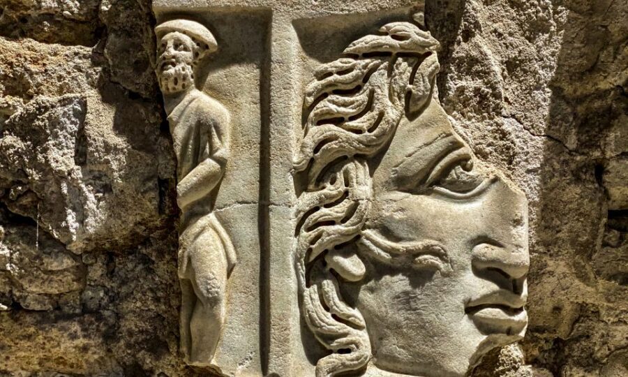 Rome: Guided Roman Catacombs Tour with Transfers - Who Should Book This Catacomb Tour, and Who Should Skip It