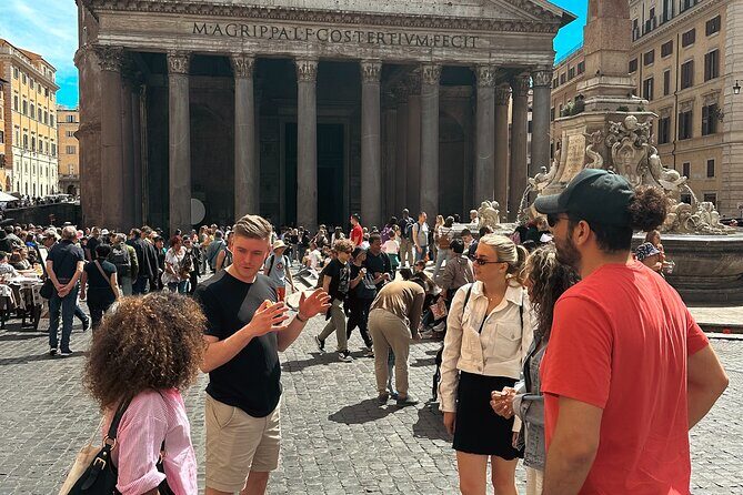 Rome: Guided Small Group Walking Tour of City Highlights - Trevi Fountain timing and the coin ritual