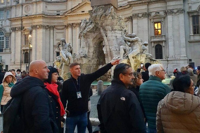 Rome: Guided Small Group Walking Tour of City Highlights - Guides that make or break the experience