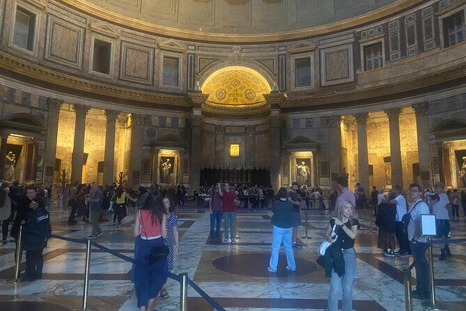 Rome: Pantheon Skip The Line Tickets - Inside the Pantheon: The Dome and Oculus Moment