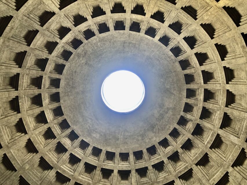 Rome: Pantheon Small Group Tour and Skip-the-Line Ticket - Piazza Navona and the optional 40-minute downtown extension