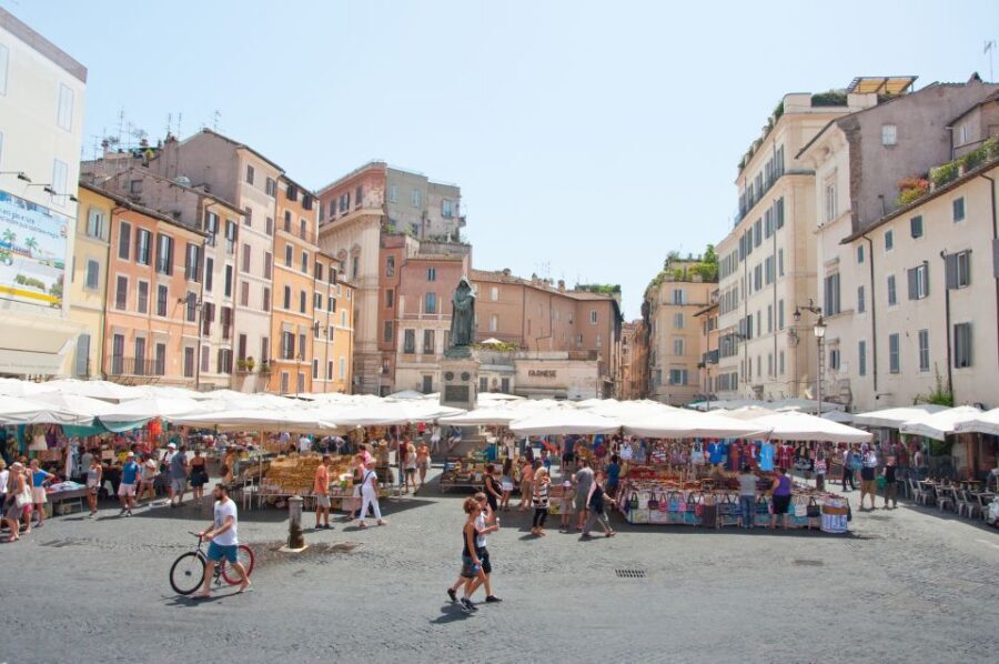 Rome: Pantheon, Trevi Fountain & Roman Squares Guided Tour - Spanish Steps and La Barcaccia: The Staircase Scene