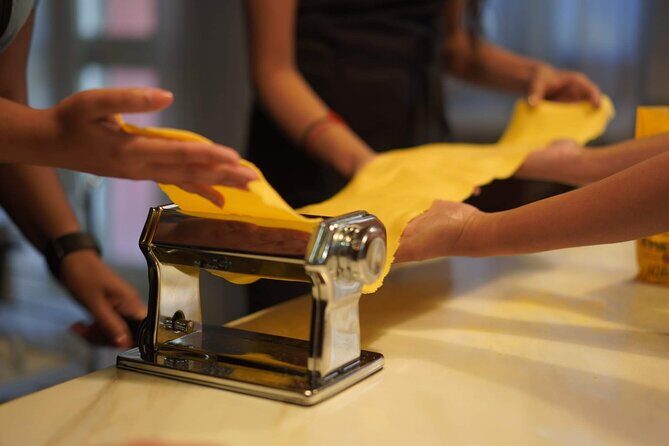 Rome Pasta Making Class with Italian Sauces and Wine Included - Group size, pace, and who this fits best