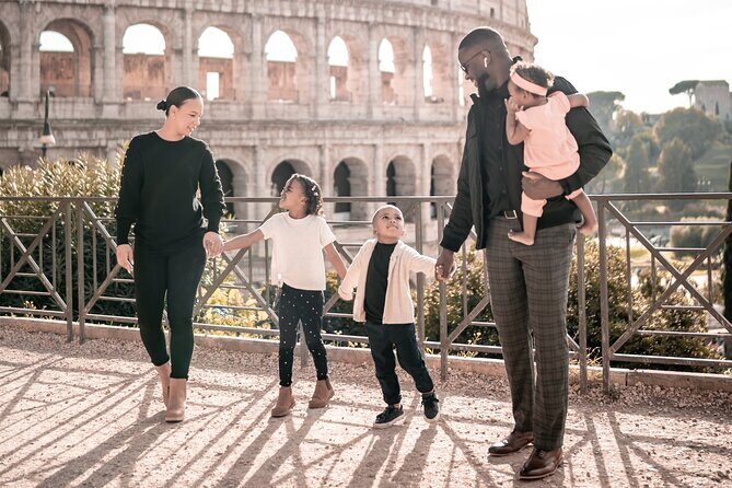 Rome: Photo Shoot in Rome with Professional Photographer - Optional Vespa or Fiat 500: when it makes sense