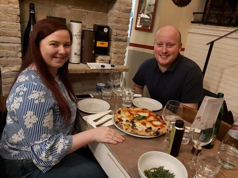 Rome: Pizza & Tiramisu Class with Free Flowing Fine Wine - Where You Meet at La Panetteria and How That Impacts Your Day