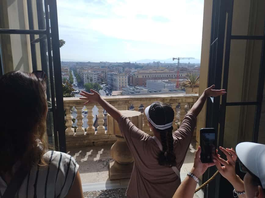 Rome: See Behind-The-Scenes In The Vatican - Sistine Chapel in 30 Minutes: How to See Michelangelo and the Conclave Link
