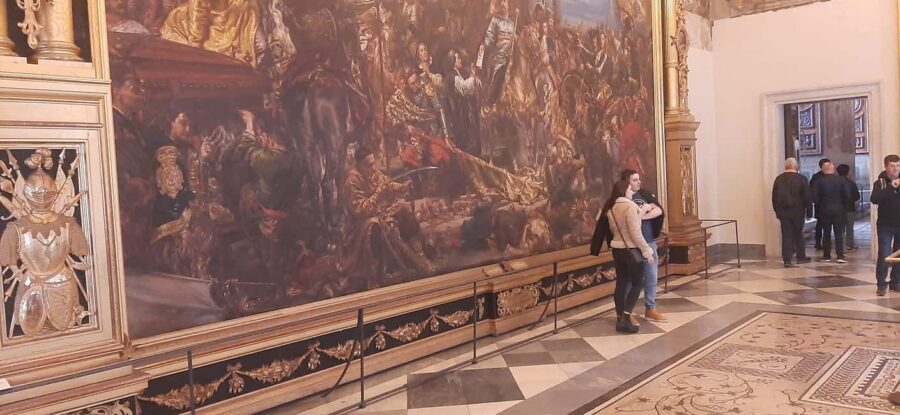 Rome: See Behind-The-Scenes In The Vatican - Hearing Your Guide in Crowds: Small Group Size and Audio Help