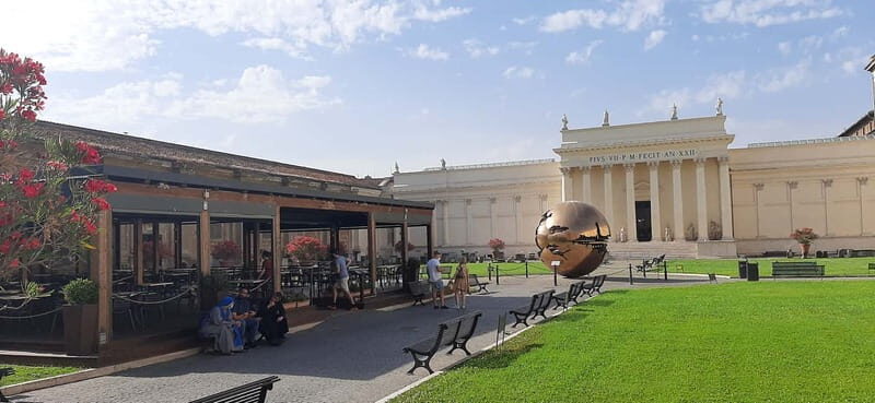 Rome: See Behind-The-Scenes In The Vatican - Dress Code, Shoes, and What to Bring So You Don’t Get Turned Away