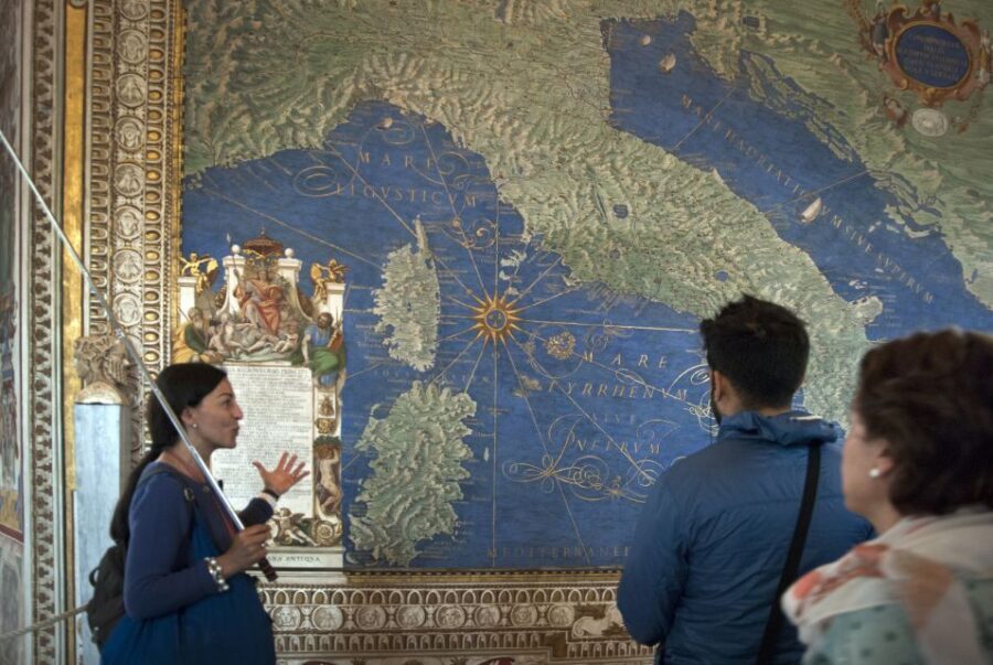 Rome: Skip the line Vatican Museums & Sistine Chapel Tour - Gallery of Tapestries: texture, scale, and storytelling