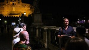 Rome: Small Group Rome's Dark Side - Ghosts & Legends Tour - Meeting Giordano Bruno at Campo de’ Fiori