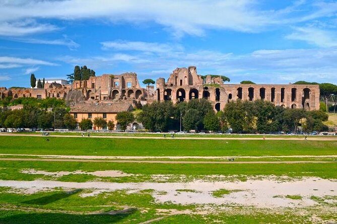 Rome Small-Group Shared Tour from Civitavecchia: 8 People Max - Arch of Constantine and the Colosseum-area approach (without the full Colosseum load)