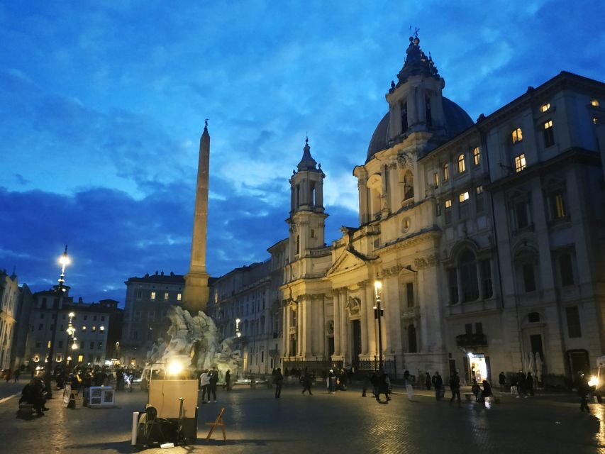 Rome: Spanish Steps, Trevi, Navona and Pantheon Sunset Tour - Spanish Steps in the glow: the best angles take time
