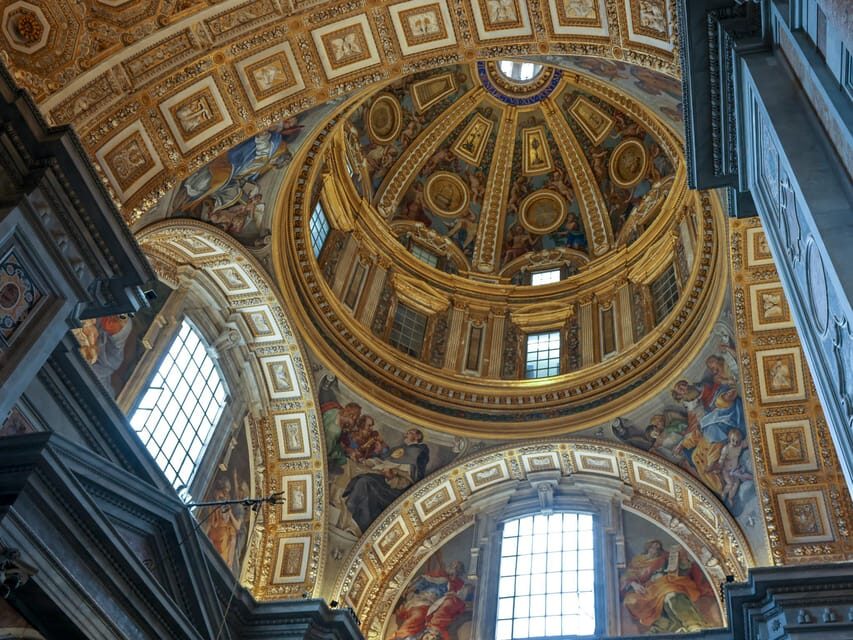 Rome: St. Peter's Basilica, La Pietà, Papal Tombs and Dome - How the guide makes the difference: names to look for, style to trust
