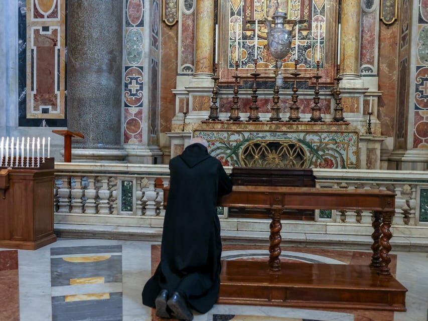 Rome: St. Peter's Basilica, La Pietà, Papal Tombs and Dome - Who should book this (and who should skip it)?