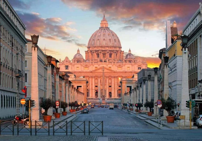 Rome: St. Peter's Basilica & Papal Tombs Tour with Dome - The Papal Grottoes: tombs below the main altar