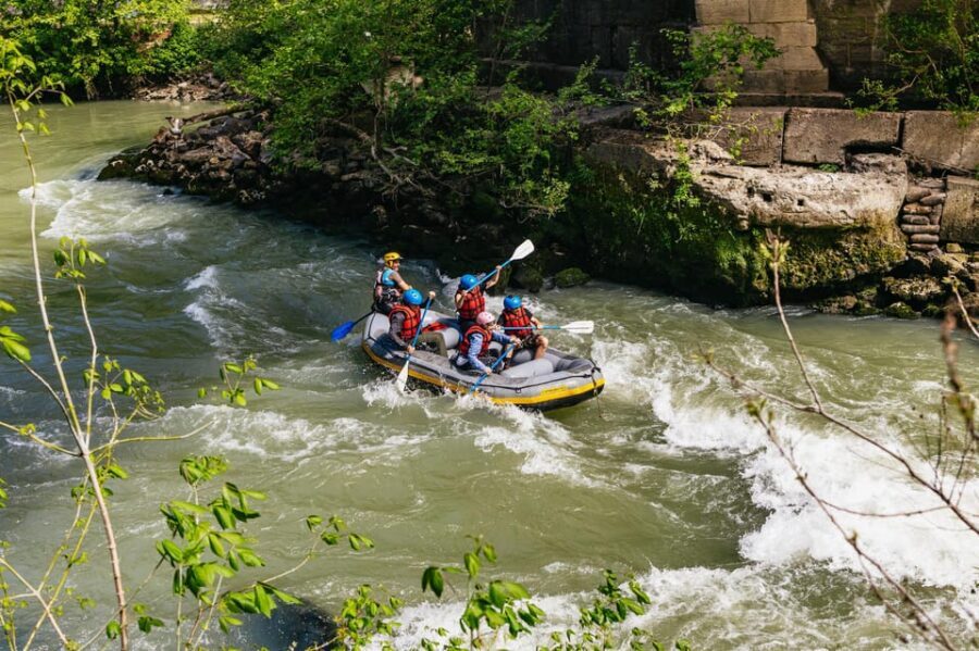 Rome: Tiber River Urban Rafting Tour with Roman Pizza - Key things I’d focus on before you go